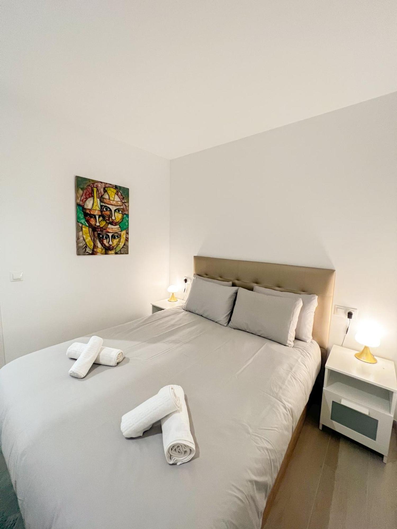 Cozy And Modern Family Flat Carihuela Daire Torremolinos Dış mekan fotoğraf