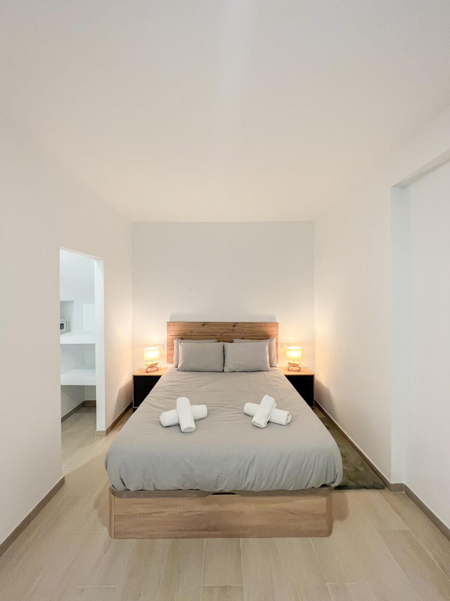 Cozy And Modern Family Flat Carihuela Daire Torremolinos Dış mekan fotoğraf