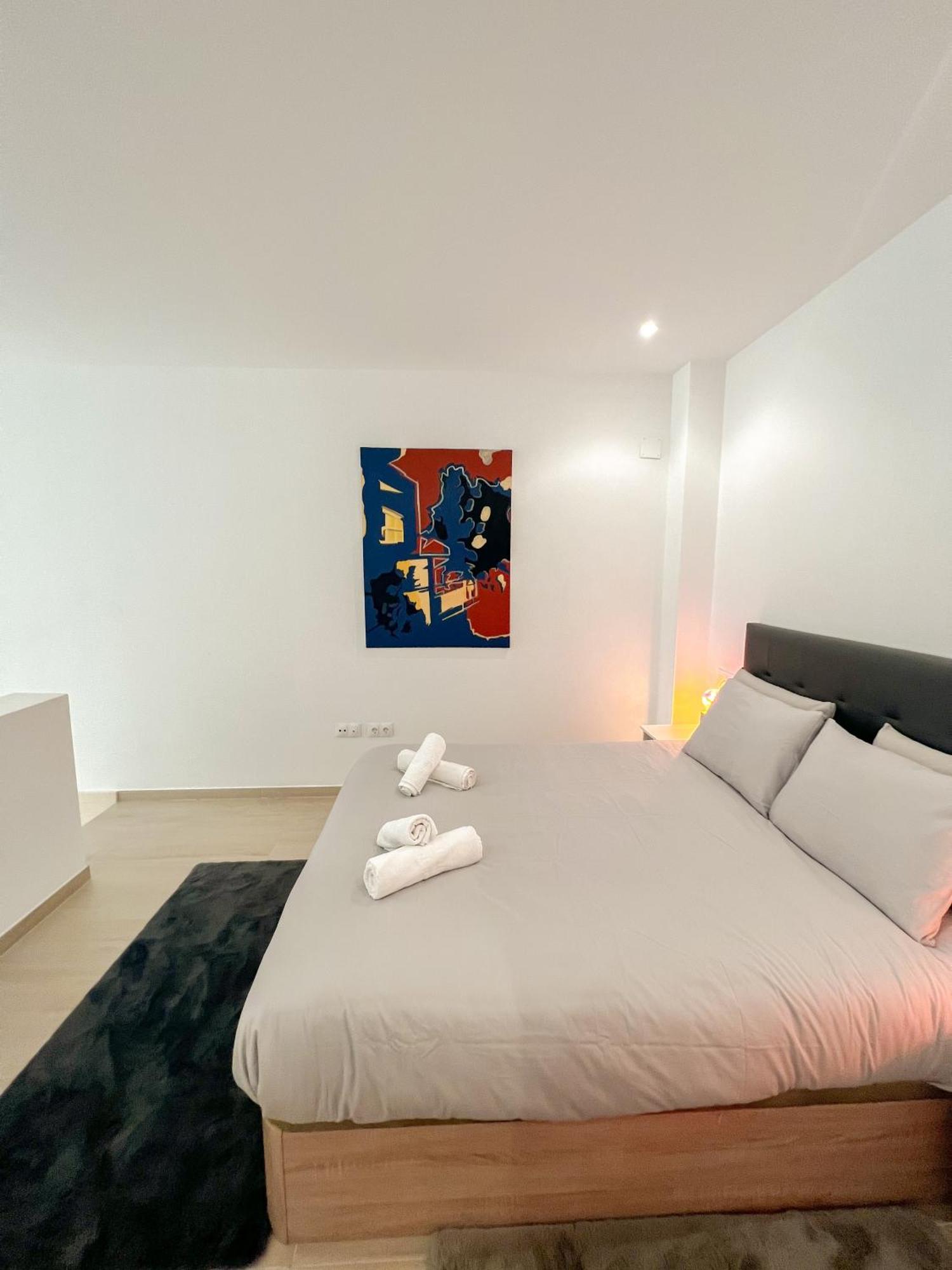 Cozy And Modern Family Flat Carihuela Daire Torremolinos Dış mekan fotoğraf